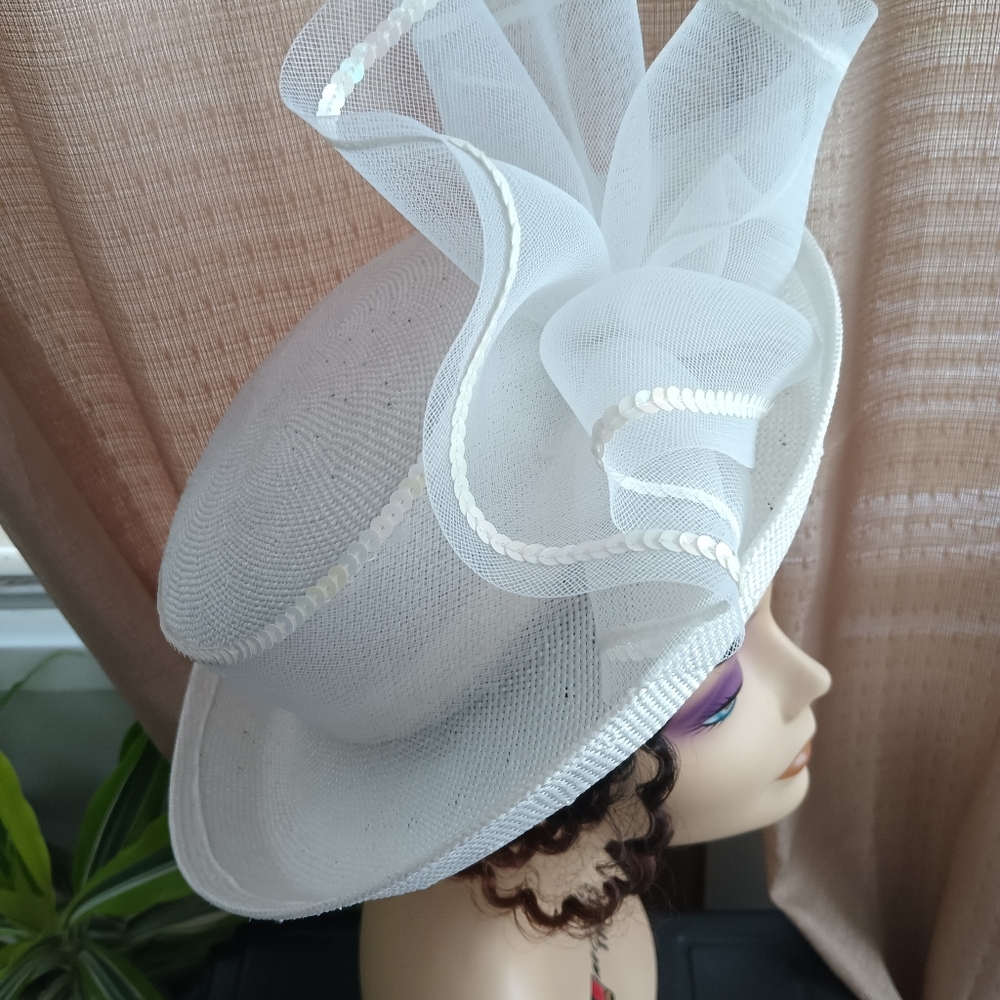 Easter Church White Straw Embellished Toil Church Hat - Picture 2 of 9